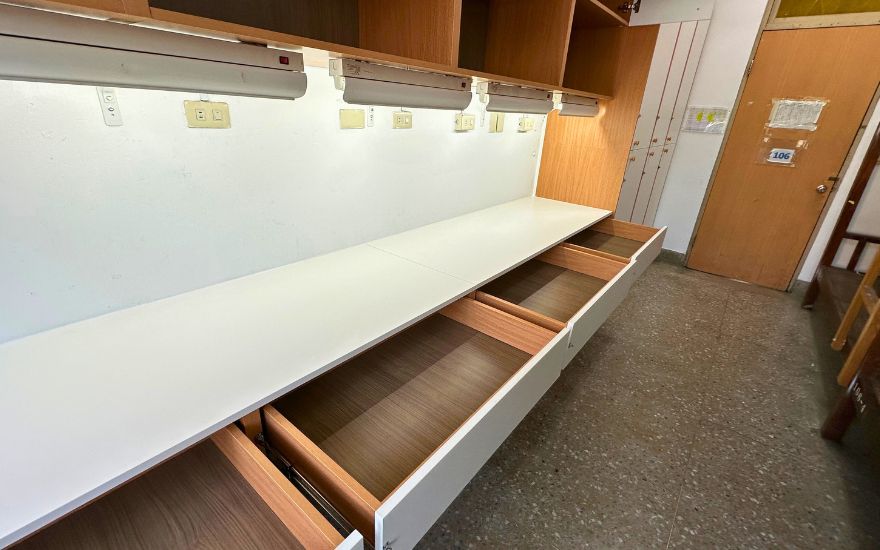 學生宿舍櫃體更新